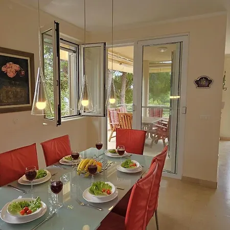 With Garden And Private Pool - Alexandria Villa *