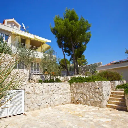 With Garden And Private Pool - Alexandria Milna (Brac)
