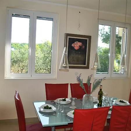 With Garden And Private Pool - Alexandria Villa Milna (Brac)