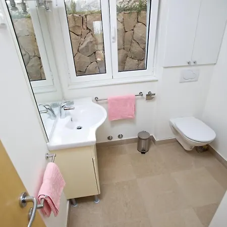 With Garden And Private Pool - Alexandria Villa