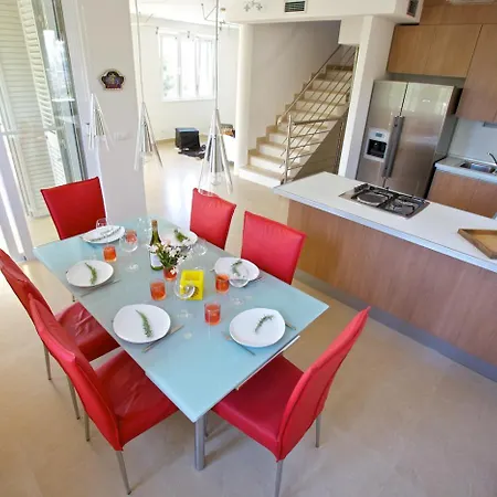 Villa With Garden And Private Pool - Alexandria