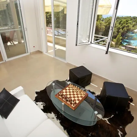 With Garden And Private Pool - Alexandria Milna (Brac)